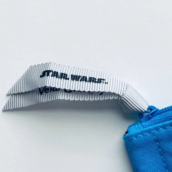 Vera Bradley Star Wars™ID Card Case  Limited Edition Yoda™ - Picture 5 of 11